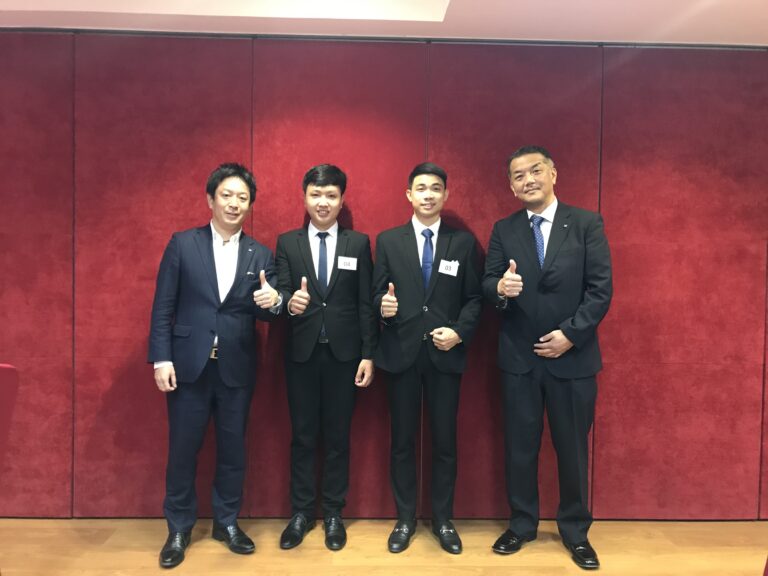 内定者と企業担当者